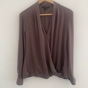 Banana Republic blouse Sz. L soft brown